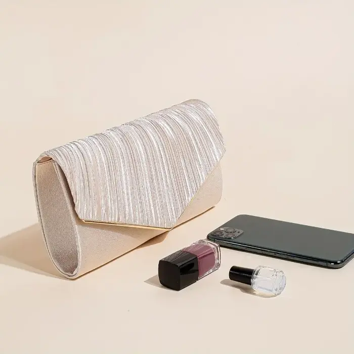 Pochette plissée champagne