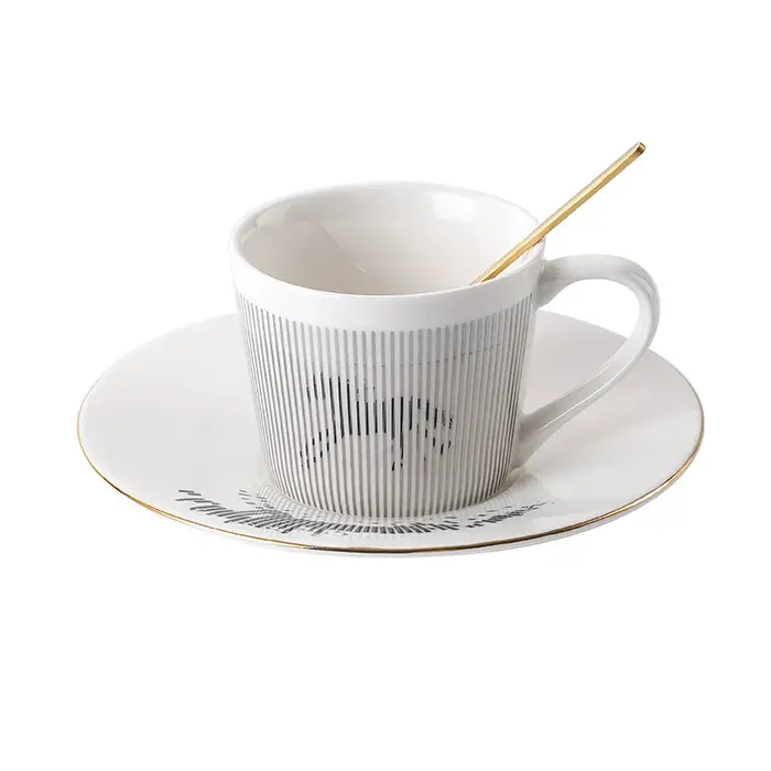 Tasse anamorphique cheval créative