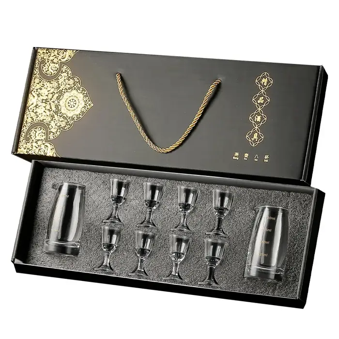 Ensemble de verres à vin blancs pour la maison