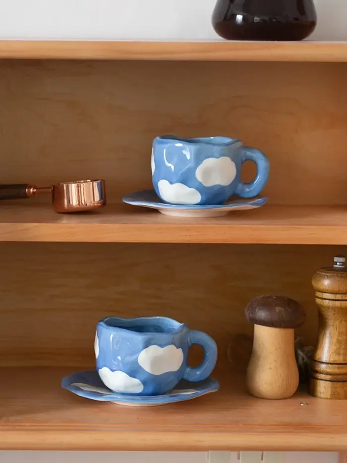 Tasse à café en céramique peinte à la main