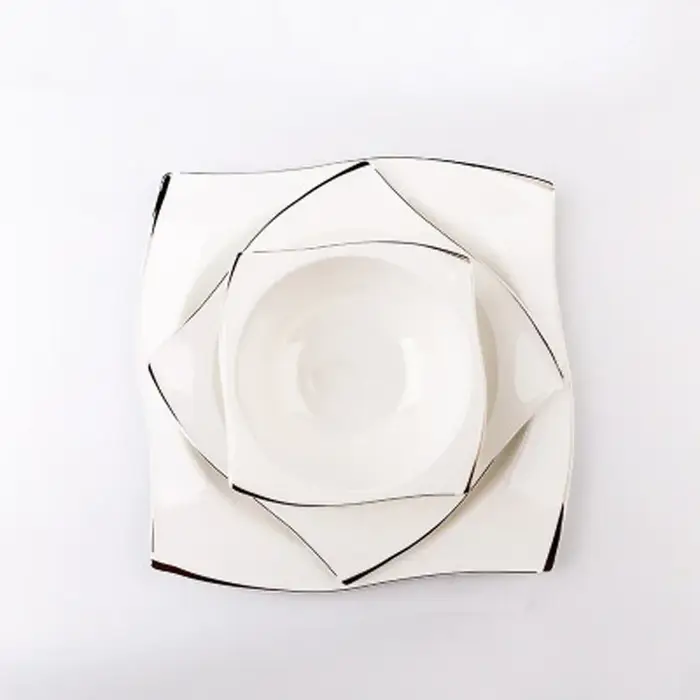 Ensemble de vaisselle en céramique