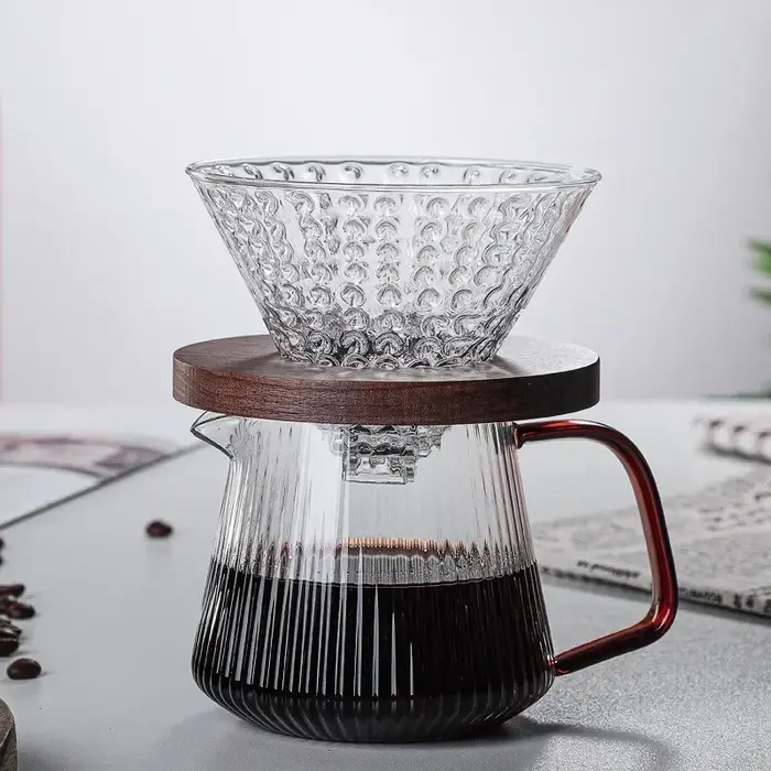 Cafetière élégante en verre à haute teneur en Borosilicate avec bec en V – pour le brassage verseur et les rituels de café à domicile