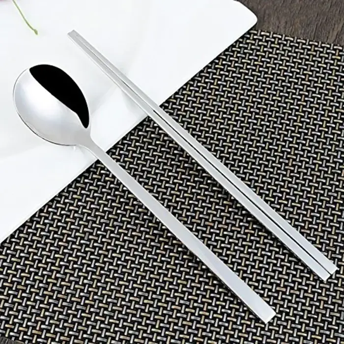Ensemble de vaisselle coréen en acier inoxydable 304