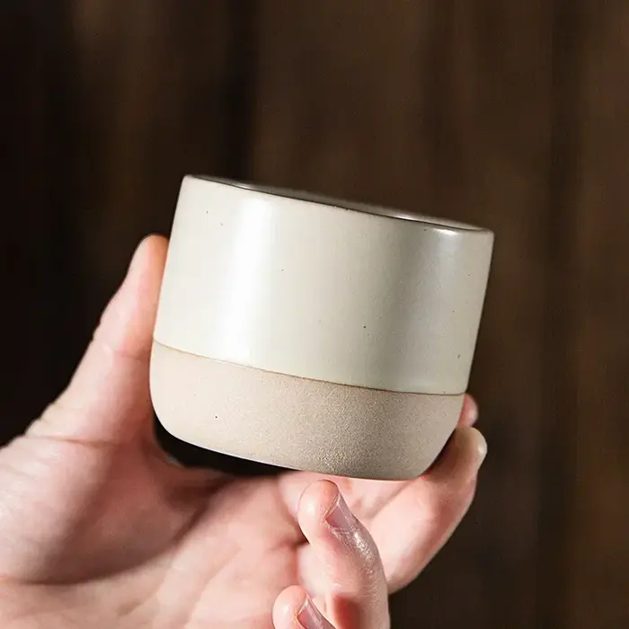 Tasse à café vintage en céramique