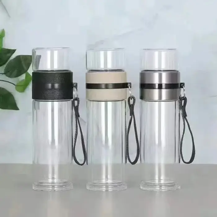 Tasse à thé en verre borosilicaté transparent à double paroi avec poignée