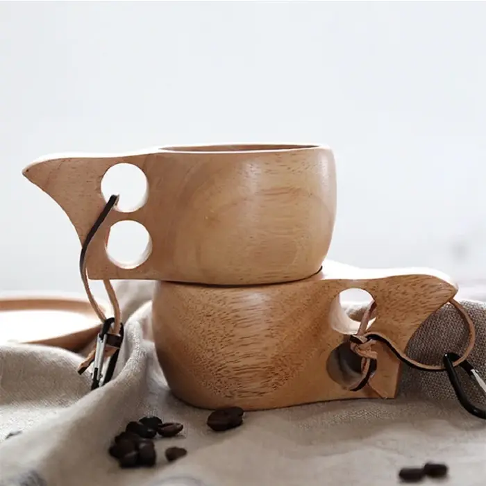 Tasse à café nordique en bois faite à la main
