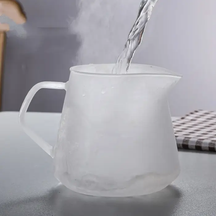 Ensemble de cafetière verser avec support en bois