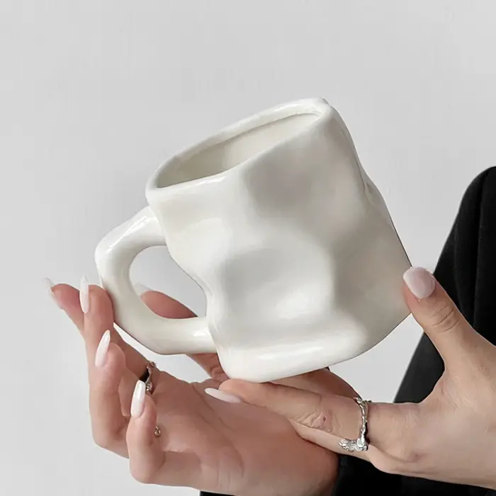 Tasse à café en céramique dénoyautée irrégulière créative 30ml thé de l'après-midi Dessert