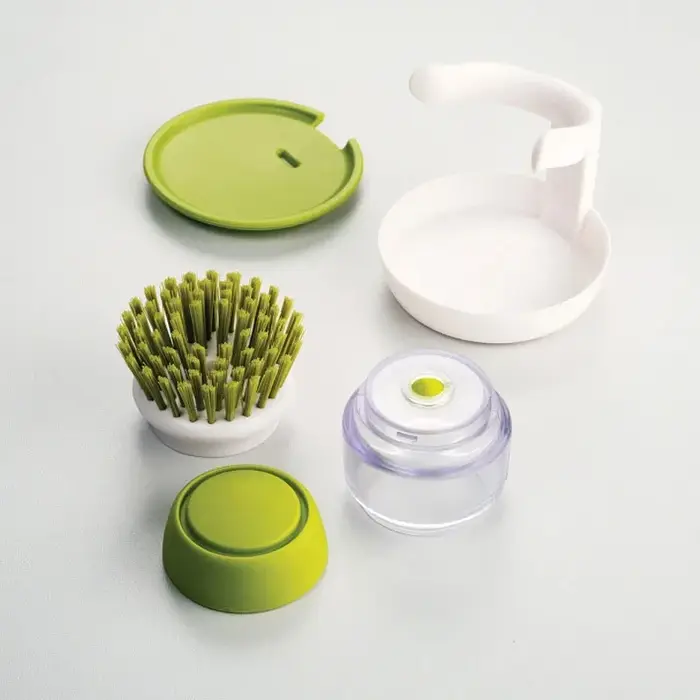 Brosse à vaisselle avec distributeur de savon