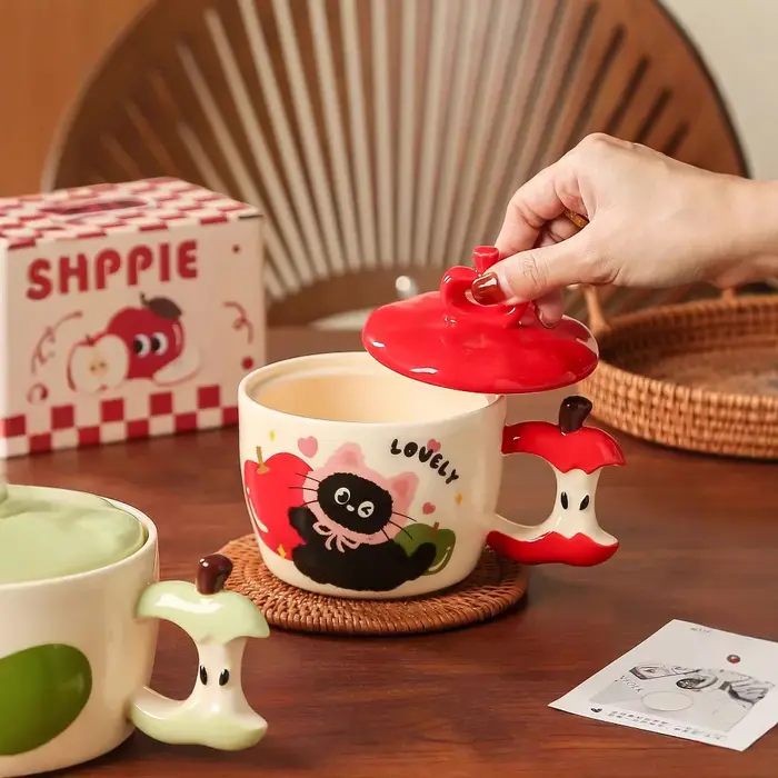 Tasse en céramique chat pomme créative