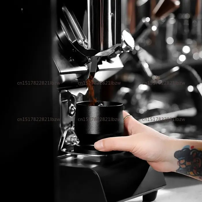 Shaker doseur pour expresso