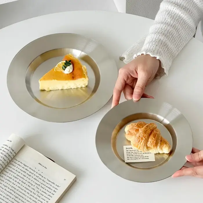 Assiette coréenne ronde en acier inoxydable pour steak