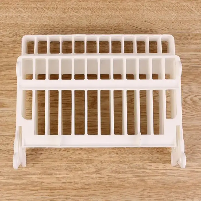 Égouttoir créatif pour assiettes
