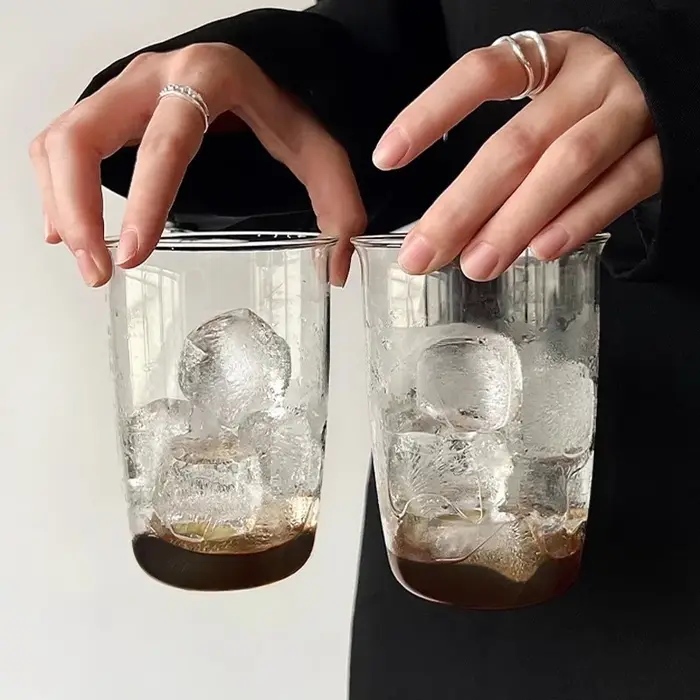 Verres à boire, Tasses à whisky