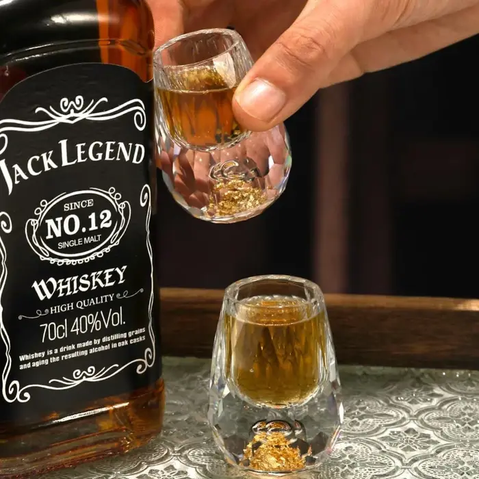 Verre à vin en cristal feuille d'or de 15 ml