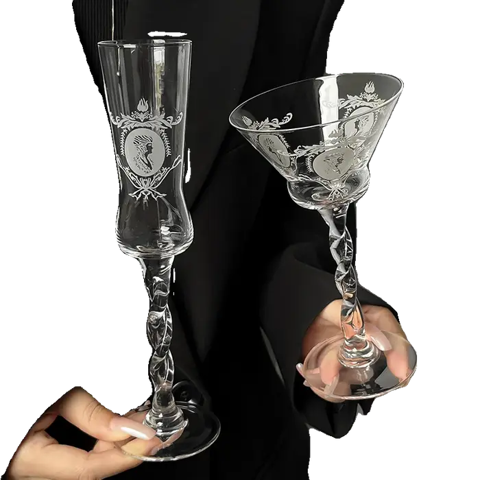 Verre à Cocktail à tige torsadée créative, gobelet en cristal de Style féerique pour boissons froides, présentation de fête, verre à vin inspiré de INS