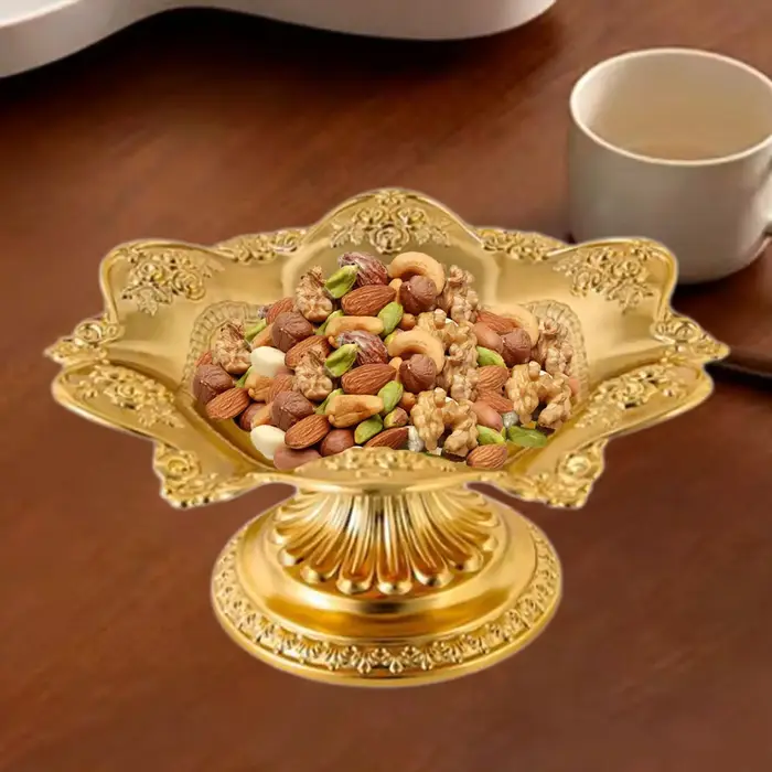 Assiette à fruits et à gâteau de fête
