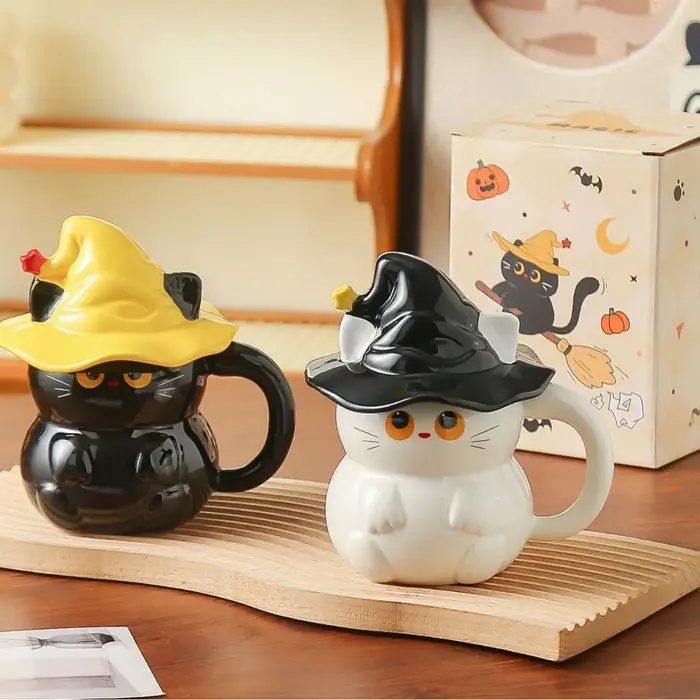 Tasse en céramique de chat fantôme de rêve de 450 ml avec couvercle