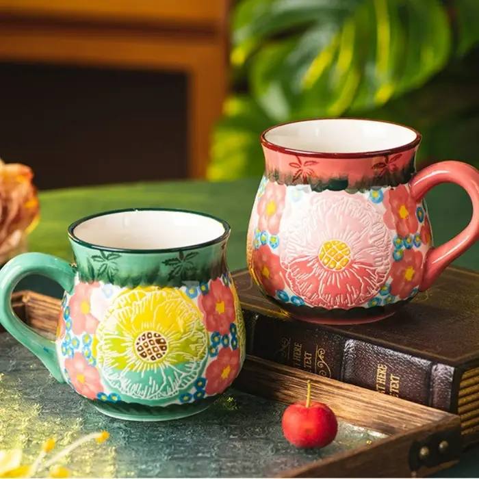 Tasse en céramique à fleurs Vintage faite à la main