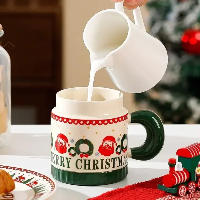 Tasse de Noël en céramique personnalisée avec couvercle