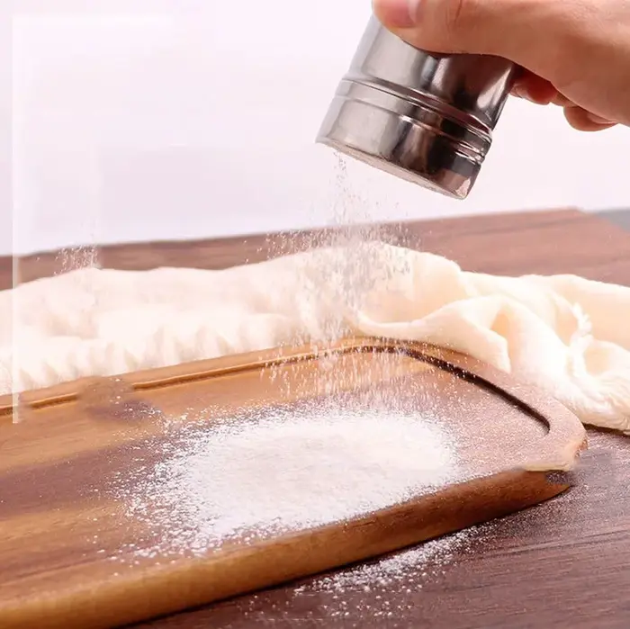 Shaker à chocolat en acier inoxydable