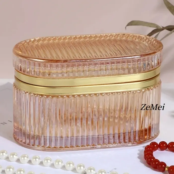 Pot de rangement en verre