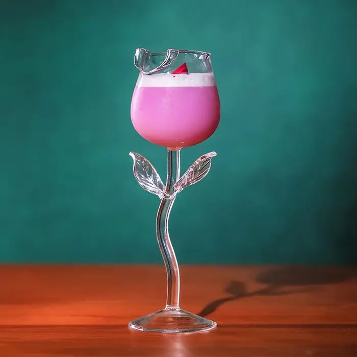 Verre à champagne en forme de rose