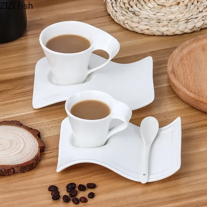 Ensemble de tasses à café et thé en céramique de style européen