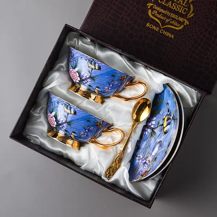 Tasses à café en céramique à motif d'oiseau européen