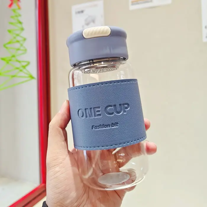 Tasse d'eau en verre Borosilicate de 550ml, avec corde de levage, bouteille d'eau Portable de voyage