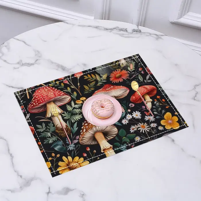 Ensemble de sets de table en forme de champignons