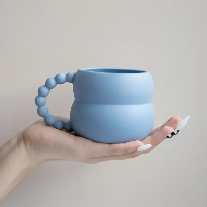 Tasse en céramique créative