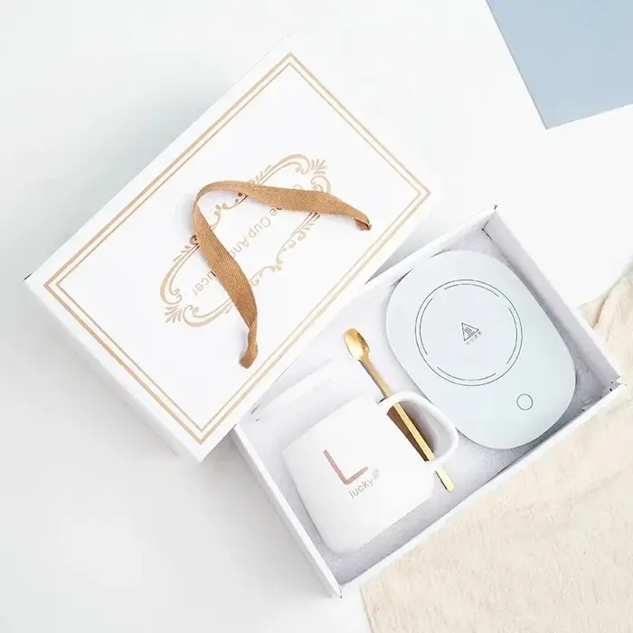 Tasse auto-chauffante intelligente avec 55 ° C température constante. Coffret cadeau tasse avec cuil