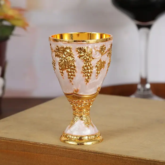 Nouvelles coupelles à vin et spiritueux de style européen, rétro, en alliage, pour vodka, verrerie d