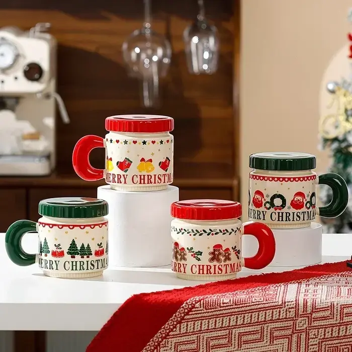 Tasse de Noël en céramique personnalisée avec couvercle