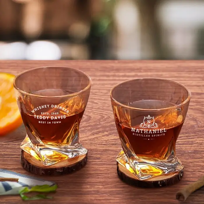 Verre à whisky personnalisé avec logo et texte