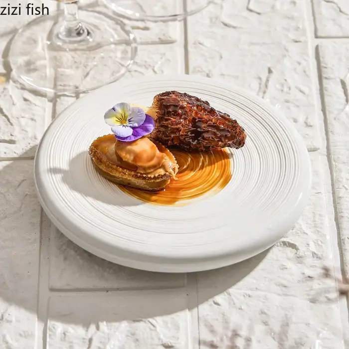 Assiette circulaire brossée