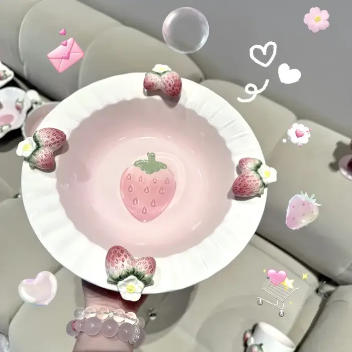 Vaisselle en céramique en Relief série fraise