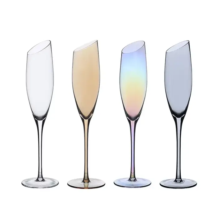 Verre à vin à Champagne biseauté créatif