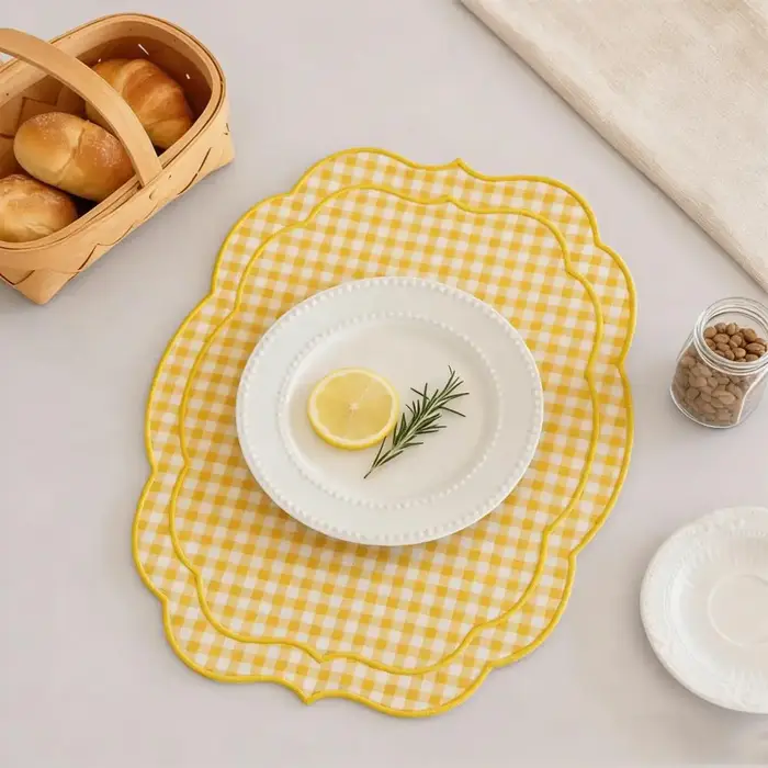 Set de table vintage à carreaux