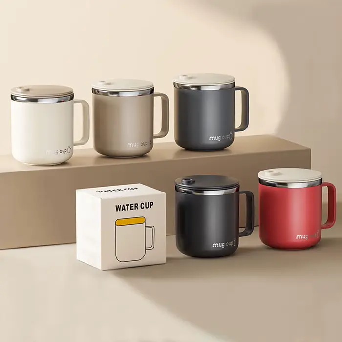 Tasse à café isolée de 400ML avec couvercle