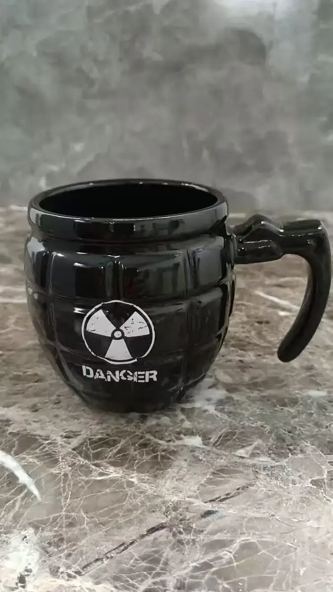 Tasse à grenade en céramique, mug
