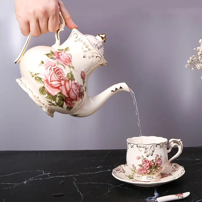 Théière en céramique rose / Tasse et soucoupe - Cafetière à bordure dorée - Cadeau élégant pour le thé de l'après-midi