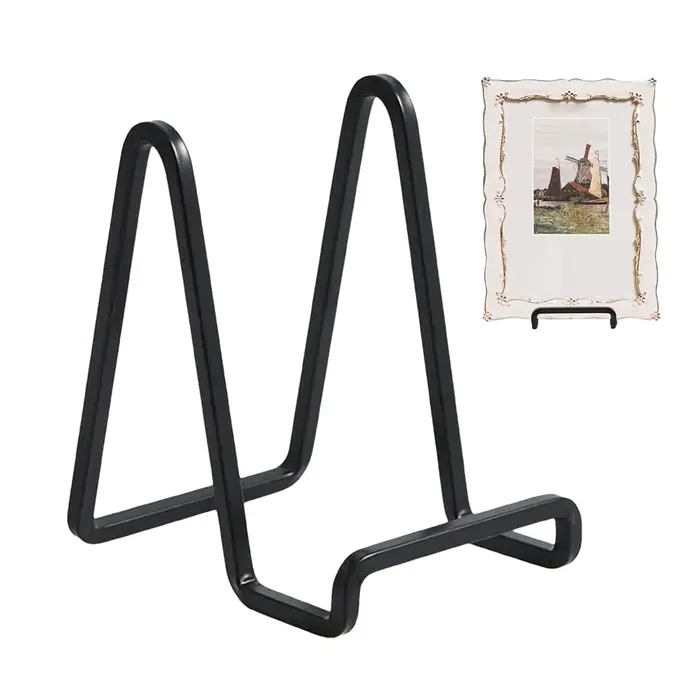 Présentoir en métal pour assiettes