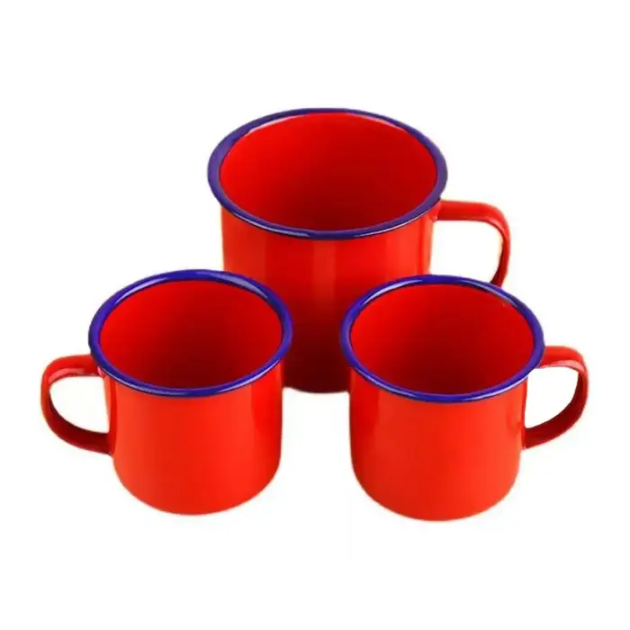 Tasse à café en émail faite à la main