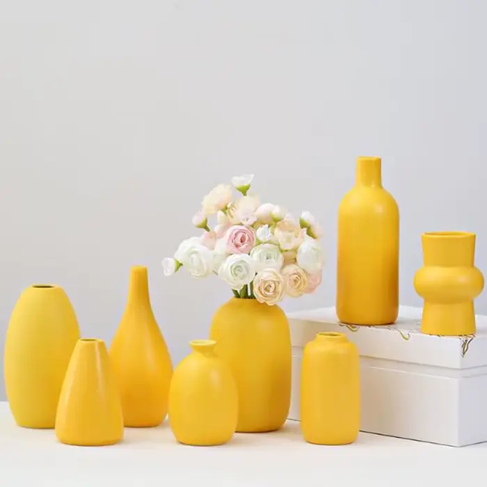 Vase à Fleurs en Porcelaine Jaune pour Décoration de Salon