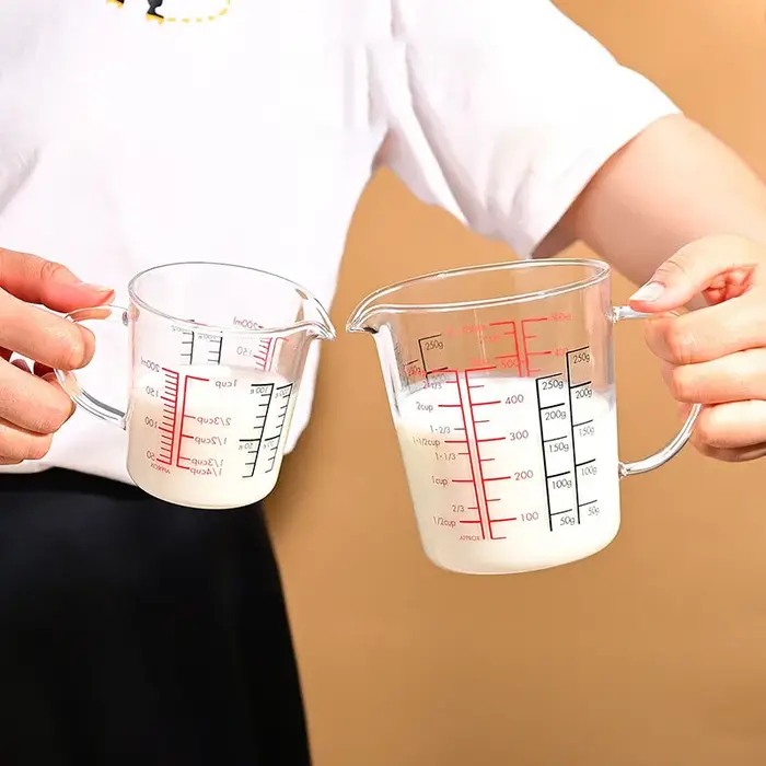 Tasse à mesurer en verre résistant à la chaleur YWDL avec poignée
