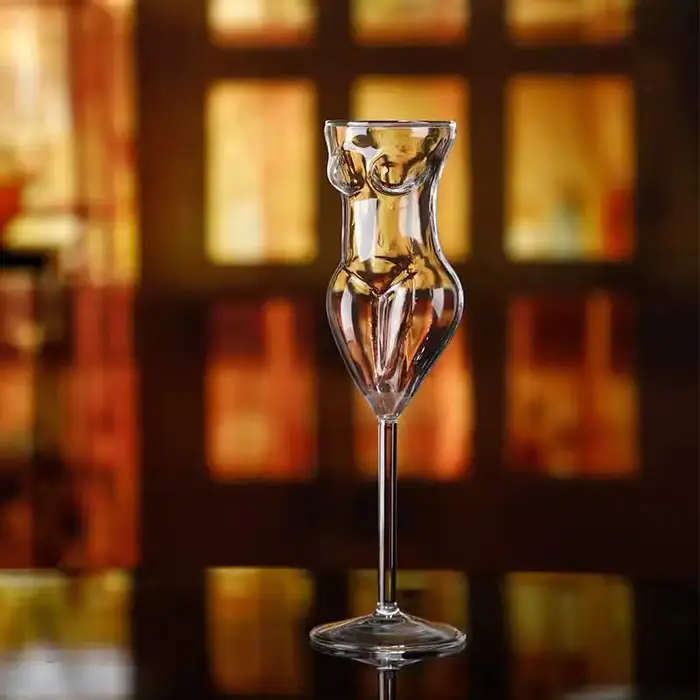 Verre à Cocktail créatif en forme de corps pour femme