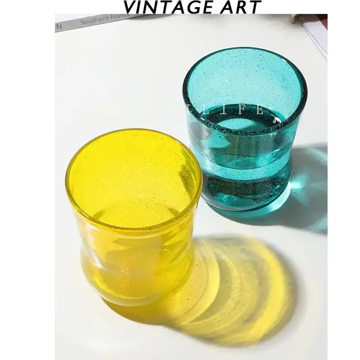 Verre à café en verre coloré