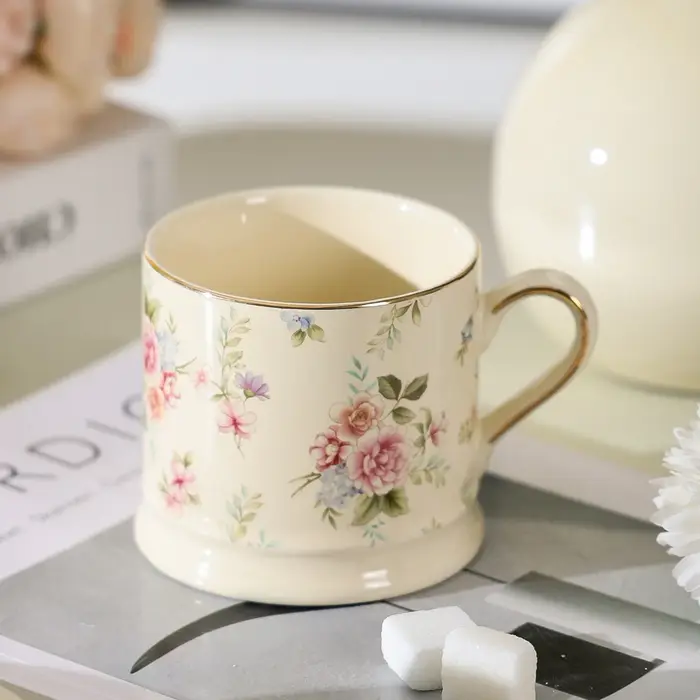Tasse florale de luxe légère européenne
